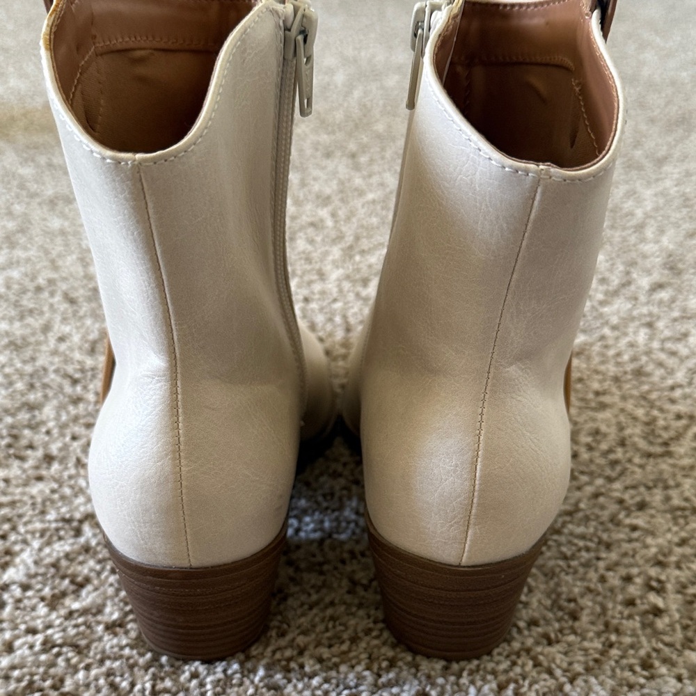 Western Cream and Tan Ankle Booties, Short Cowboy boots - Picture 2 of 5